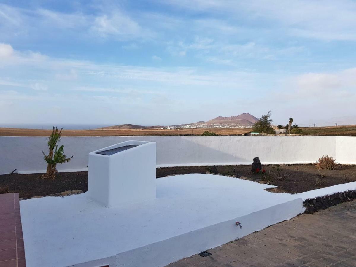 Casa El Gallo Teguise  Luaran gambar
