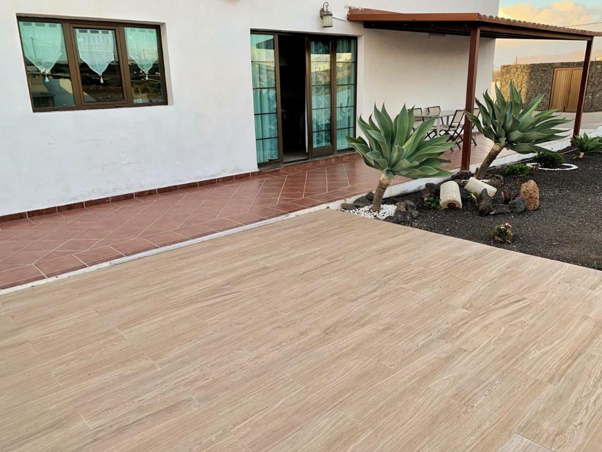 Casa El Gallo Teguise  Luaran gambar